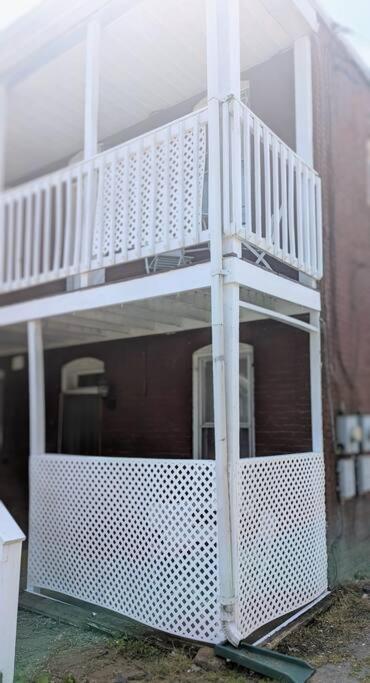 קומברלנד Escape On Hambright'S Alley! Walk 2 Everything! Cyclists Welcome! 1St Fl Unit A מראה חיצוני תמונה