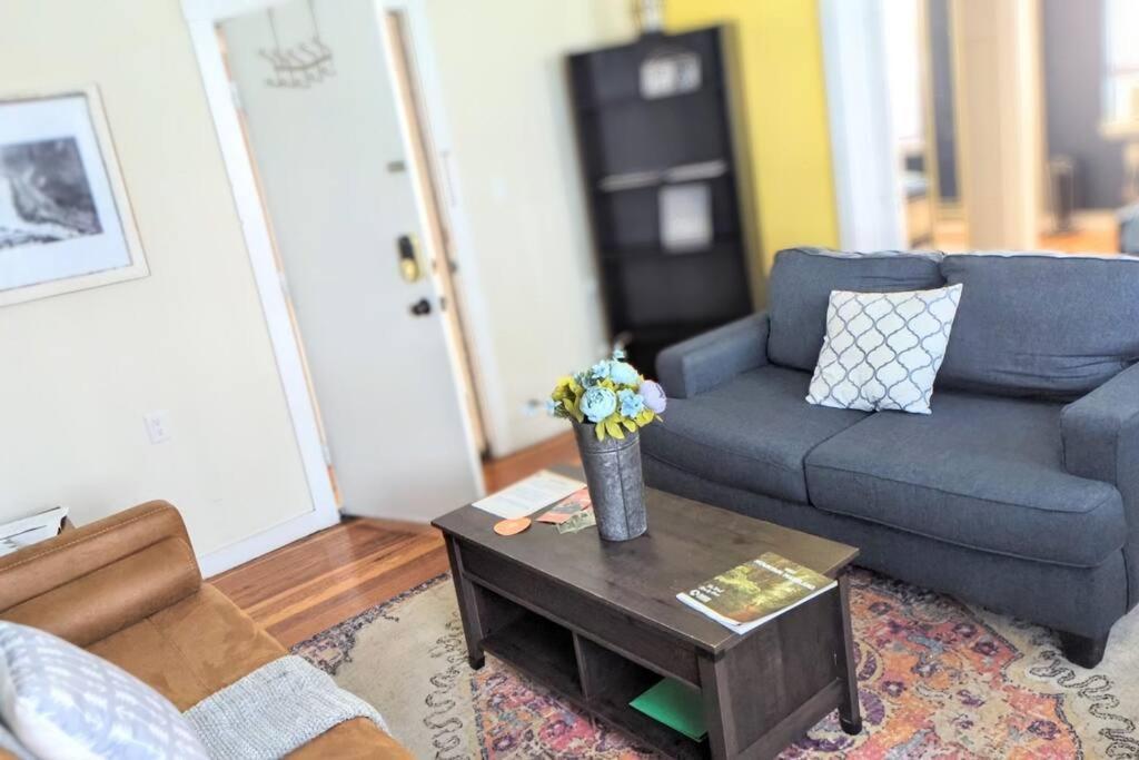 קומברלנד Escape On Hambright'S Alley! Walk 2 Everything! Cyclists Welcome! 1St Fl Unit A מראה חיצוני תמונה