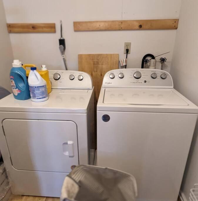 קומברלנד Escape On Hambright'S Alley! Walk 2 Everything! Cyclists Welcome! 1St Fl Unit A מראה חיצוני תמונה